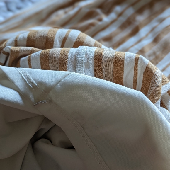 Halter Striped Jumpsuit - Picture 4 of 4